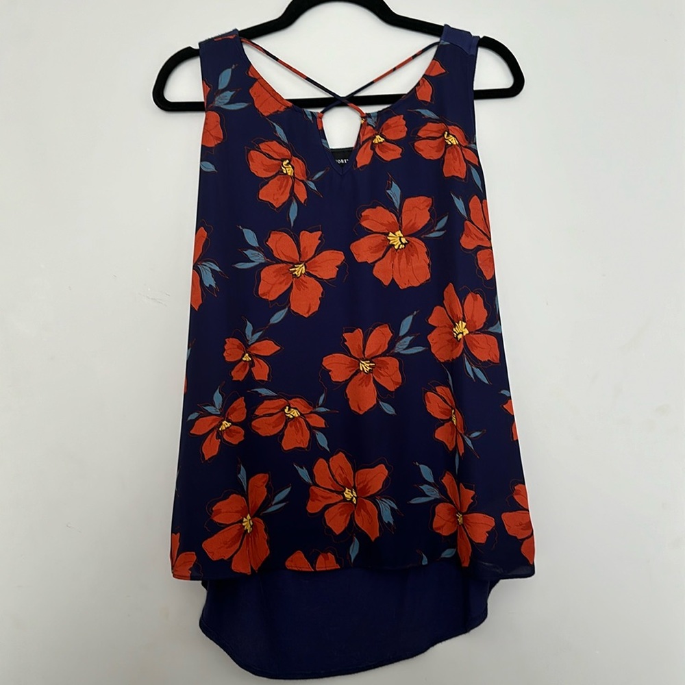 Sleeveless XL blouse
